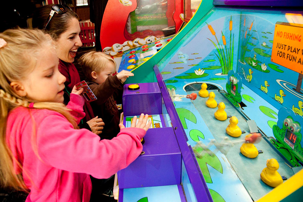 Kids Play Duck Game In Wonder Farm